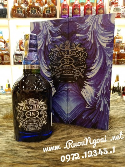 Rượu Chivas 18YO Blue - Hộp Quà 2021