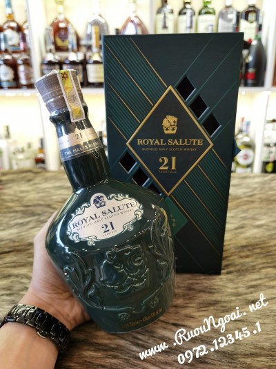 Rượu Chivas 21YO-MALTS BLEND